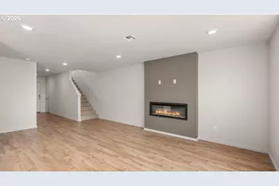 689 Terra Linda Ave, Eugene, OR 97404 - Photo 2