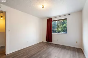 6025 SW Cherryhill Dr, Beaverton, OR 97008 - Photo 24