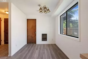 6025 SW Cherryhill Dr, Beaverton, OR 97008 - Photo 32