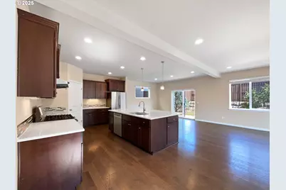 7074 NW 168th Ave, Portland, OR 97229 - Photo 6