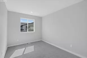 3662 SW 40th St, Gresham, OR 97080 - Photo 10