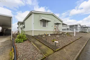623 Shadow Ranch Ln, Roseburg, OR 97470 - Photo 2