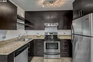 255 SW Harrison St, Portland, OR 97201 - Photo 12