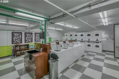 255 SW Harrison St #14D, Portland, OR 97201 - Photo 20