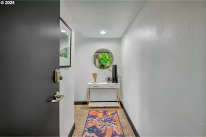 255 SW Harrison St #14D, Portland, OR 97201 - Photo 4