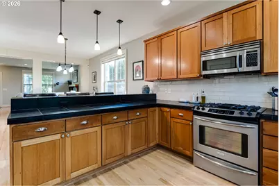 3492 Whisper Ln, Eugene, OR 97401 - Photo 8