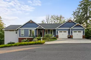 2012 NW Sierra Ln, Camas, WA 98607 - Photo 2