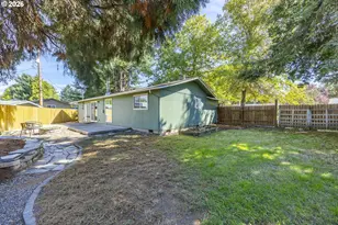 367 Limerick Ave, Eugene, OR 97404 - Photo 28