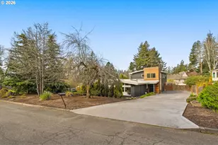 4207 SW 52nd Ave SW, Portland, OR 97221 - Photo 46