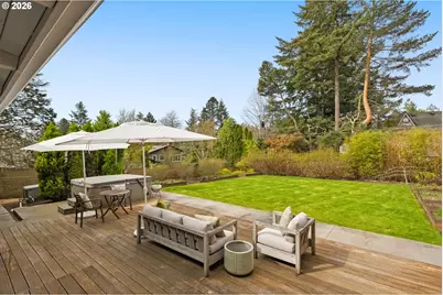 4207 SW 52nd Ave SW, Portland, OR 97221 - Photo 38