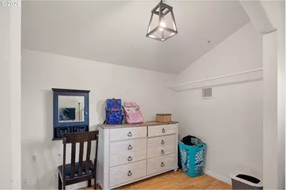 620 S 67th St, Springfield, OR 97478 - Photo 24