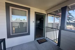 737 NE 99th Ave, Portland, OR 97220 - Photo 2