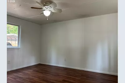 89510 Highway 101 #26, Florence, OR 97439 - Photo 8