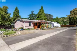 47507 School St, Oakridge, OR 97463 - Photo 30