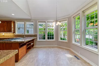 2714 NE 42nd Cir, Vancouver, WA 98663 - Photo 6