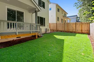 2171 NE 207th Pl, Fairview, OR 97024 - Photo 34