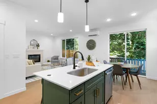 2171 NE 207th Pl, Fairview, OR 97024 - Photo 6