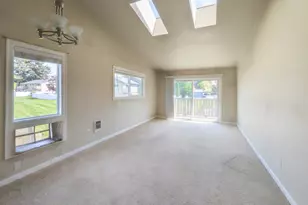 1924 NW 143rd Ave, Portland, OR 97229 - Photo 4