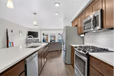 16807 Champion Way, Sandy, OR 97055 - Photo 12