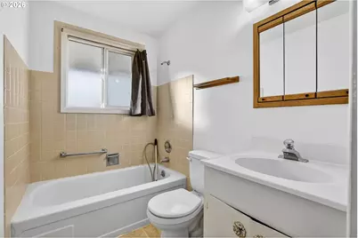 1620 Thompson Rd, Woodburn, OR 97071 - Photo 20