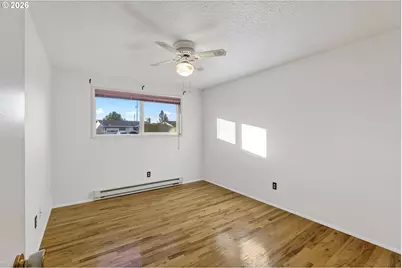 1620 Thompson Rd, Woodburn, OR 97071 - Photo 16