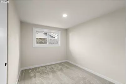 10249 N Tyler Ave, Portland, OR 97203 - Photo 22