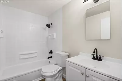10249 N Tyler Ave, Portland, OR 97203 - Photo 24