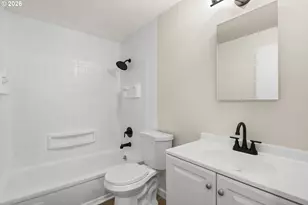 10249 N Tyler Ave, Portland, OR 97203 - Photo 24