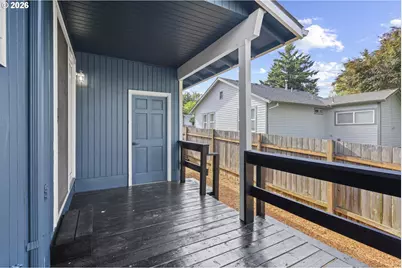 10249 N Tyler Ave, Portland, OR 97203 - Photo 26