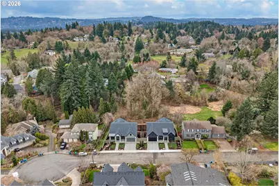 1912 SW Dickinson Ln, Portland, OR 97219 - Photo 48