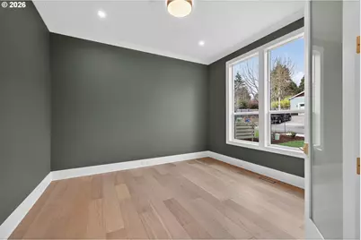 1912 SW Dickinson Ln, Portland, OR 97219 - Photo 6