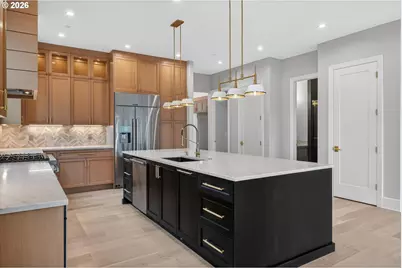 1912 SW Dickinson Ln, Portland, OR 97219 - Photo 12