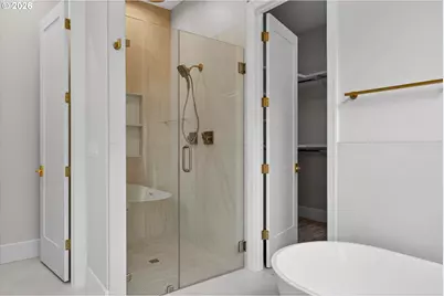 1912 SW Dickinson Ln, Portland, OR 97219 - Photo 24