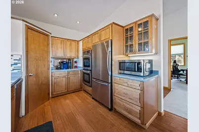 1015 NE 7th Dr, Newport, OR 97365 - Photo 10