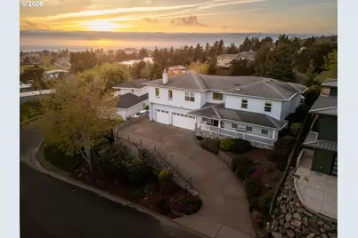 1015 NE 7th Dr, Newport, OR 97365 - Photo 1
