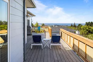 1015 NE 7th Dr, Newport, OR 97365 - Photo 12