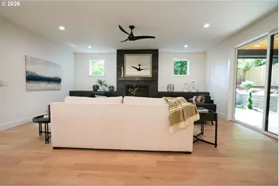 10044 SW 72nd Ave, Tigard, OR 97223 - Photo 38