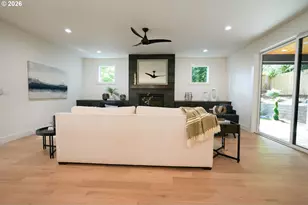 10044 SW 72nd Ave, Tigard, OR 97223 - Photo 38