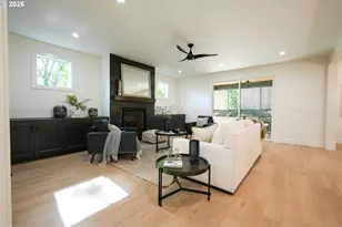 10044 SW 72nd Ave, Tigard, OR 97223 - Photo 6