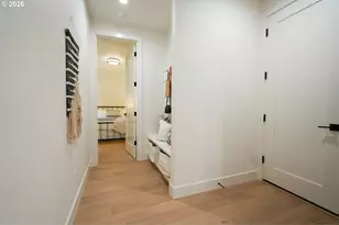 10044 SW 72nd Ave, Tigard, OR 97223 - Photo 12