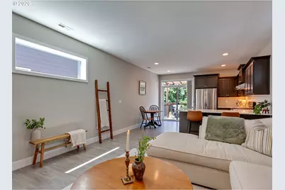 181 E Wayno Way, Newberg, OR 97132 - Photo 12