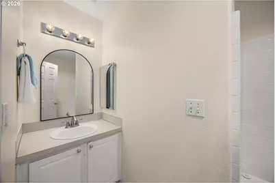 129 NE Danbury Ave, Hillsboro, OR 97124 - Photo 20
