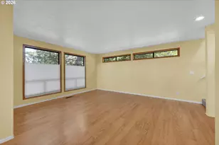 952 Summit Blvd, Springfield, OR 97477 - Photo 6