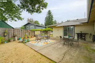 21 NE 199th Ave, Portland, OR 97230 - Photo 36