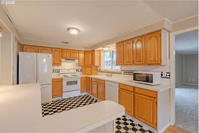 21 NE 199th Ave, Portland, OR 97230 - Photo 14