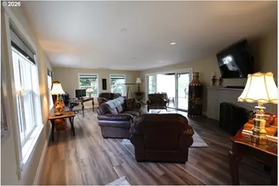 16323 SE River Forest Pl, Milwaukie, OR 97267 - Photo 12