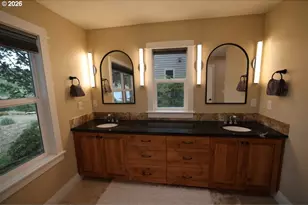 16323 SE River Forest Pl, Milwaukie, OR 97267 - Photo 20