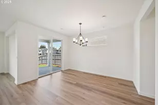 2038 NW 18th Ave, Battle Ground, WA 98604 - Photo 10