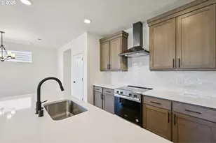 2038 NW 18th Ave, Battle Ground, WA 98604 - Photo 14