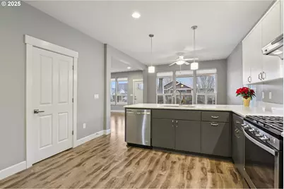 3569 NE Joel St, McMinnville, OR 97128 - Photo 10